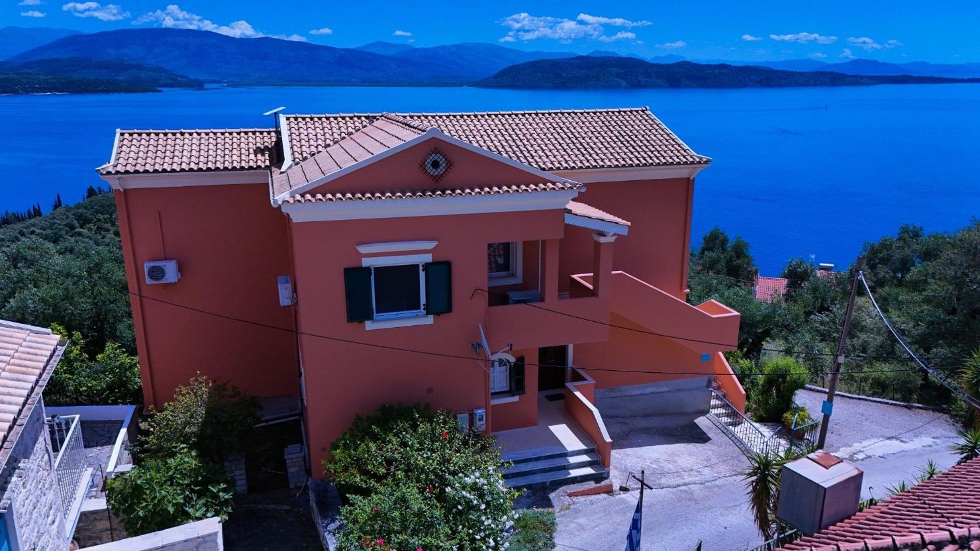 Nikolas House Gimari Exterior photo